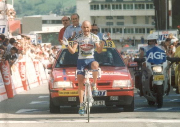 Marco pantani wins stage 10 of the 1995 Tour de France