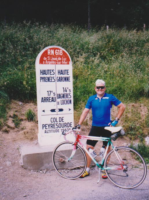 Larry Theobald at the crest of the Peyresourde