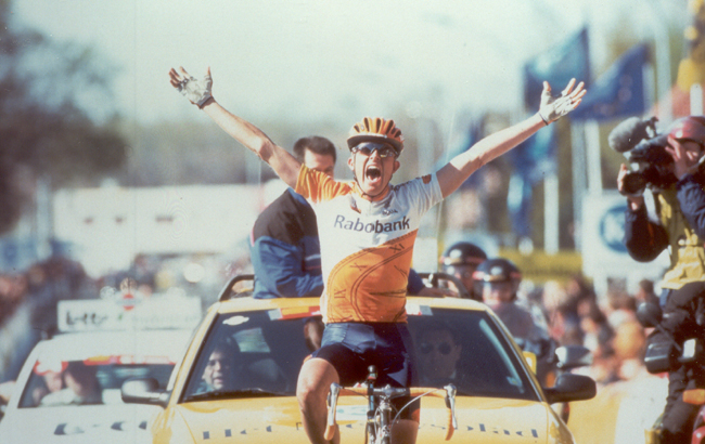 Rolf Sorensen wins the 1997 Tour of Flanders