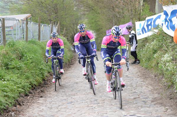 Lampre on the koppenberg