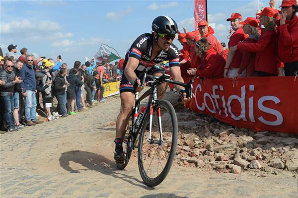 John Degenkolb rides the Carrefour de l'Arbre cobbles