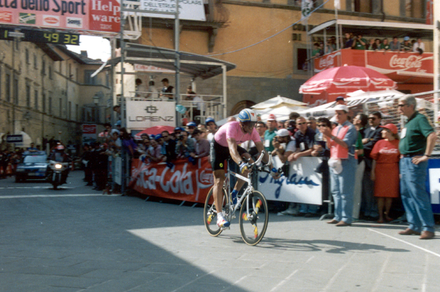 Migue Iindurain wins the stage 4 time trial