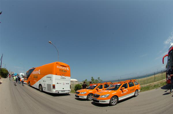 Euskaltel motorhome