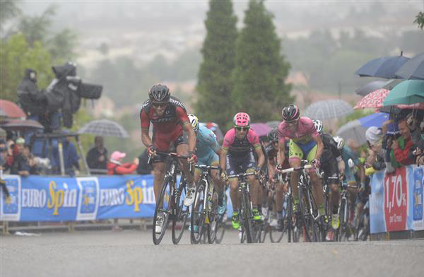 Philippe Gilbert drops the hammer.