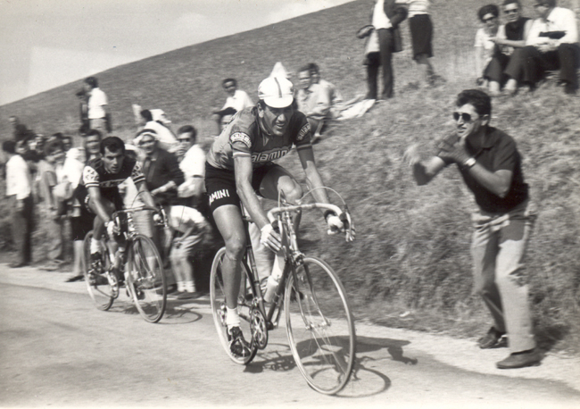 Vittorio Adroni riding the 1967 GP Castrocaro Terme