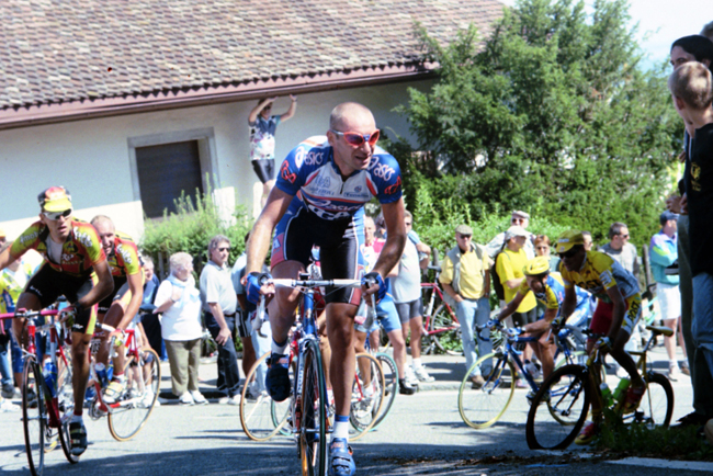 Paolo Bettini rides the 1998 Championship of Zurich