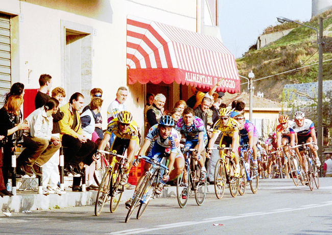 Paolo Bettini in the 2000 Milano-San Remo