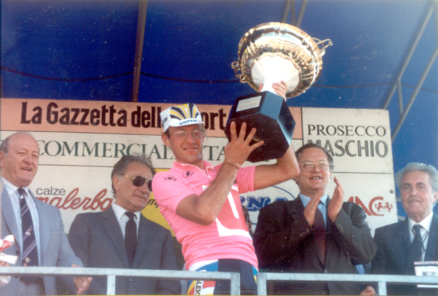 Fignon victorious at the 1989 Giro d'Italia