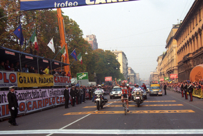 Tony Rominger wins the 1989 Giro di Lombardia