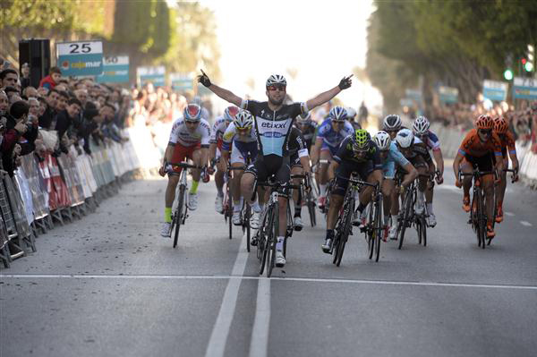 Mark Cavendish wins 2015 Clasica de Almeria