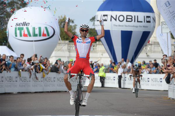 Giampaolo Caruso wins Milano-Torino