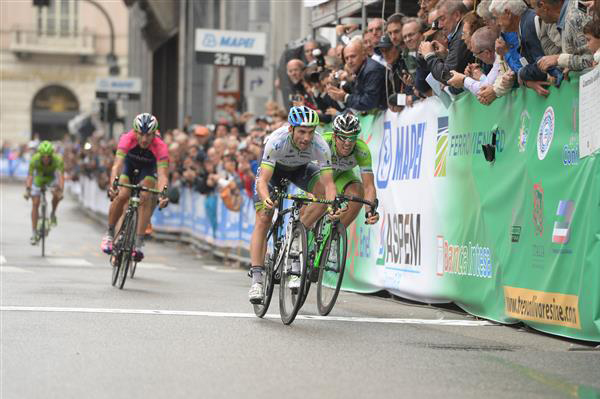 Michael Albasini wins 2014 Tre Valli Varesine