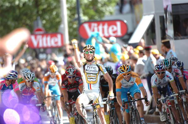 Cavendish wins stage 18