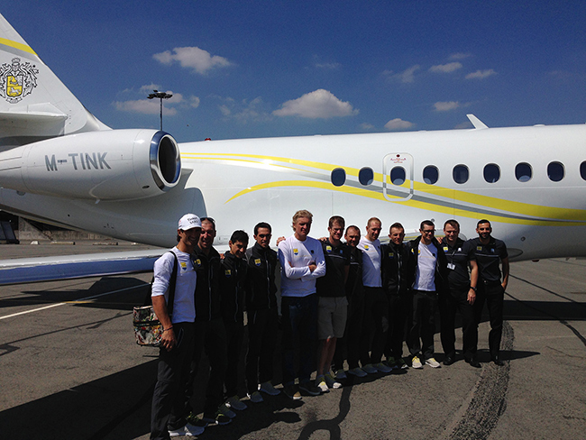 Tinkoff-Saxo-team-jet