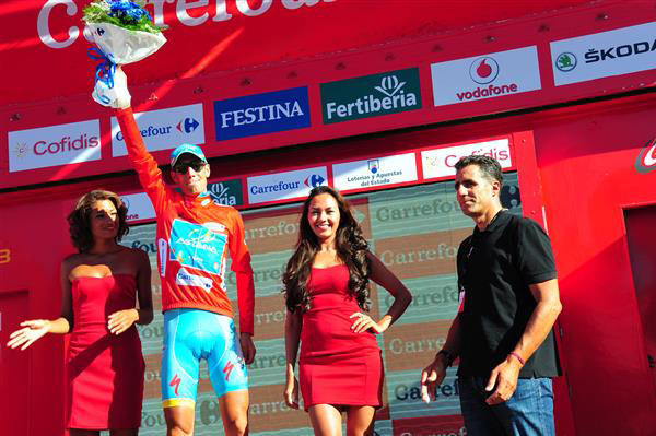 Vincenzo Nibali back in red